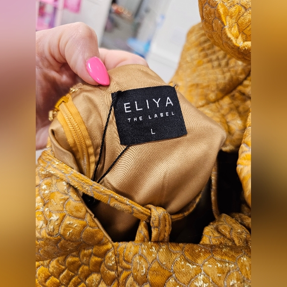 Eliya The Label Felicity Dress - Picture 7 of 8